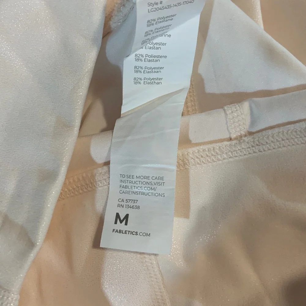 Fabletics - Picture 4 of 5